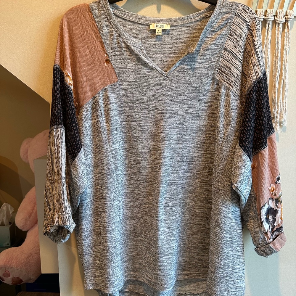 Kori Multicolor Patchwork Top - Picture 3 of 9